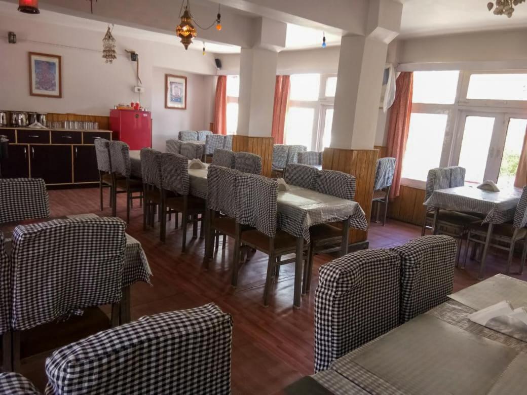 Hotel Gyespa Kyelang Exteriör bild